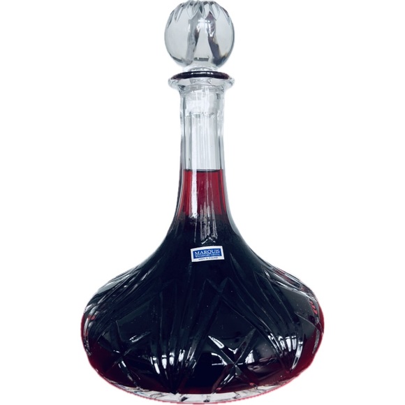 Waterford Other - MARQUIS WATERFORD CRYSTAL DECANTER WITH STOPPER || CLEAR IN COLOR